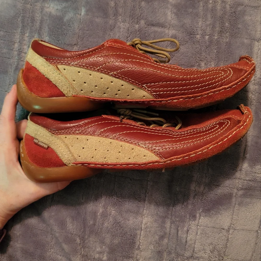Lee Cooper Women's 2-tone shoes 7.5/38/UK 5 - Picture 2 of 4
